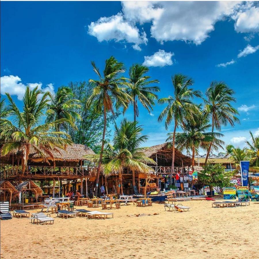 Trinco Relax Hut Hotel Тринкомале Екстериор снимка